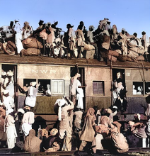 Large crowd of Muslim refugees on a train